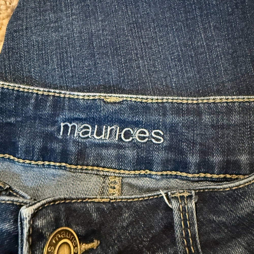 Maurices Blue Jeans - Picture 5 of 7
